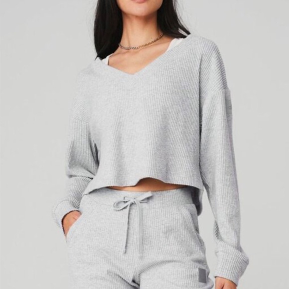 ALO Muse Ribbed V-Neck Sweater (Small) - Picture 1 of 6